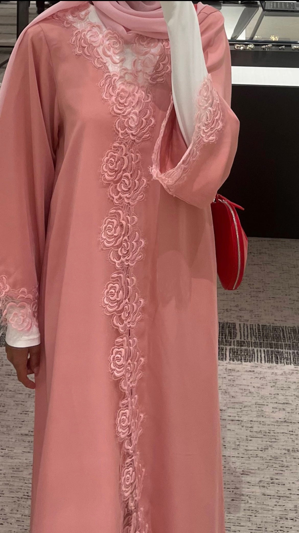 The LAILA abaya